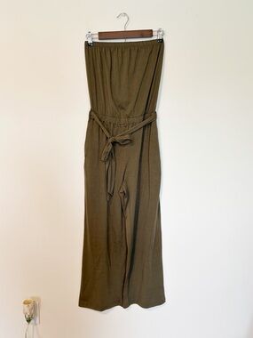 Zesica Olive Strapless Jumpsuit Size Small